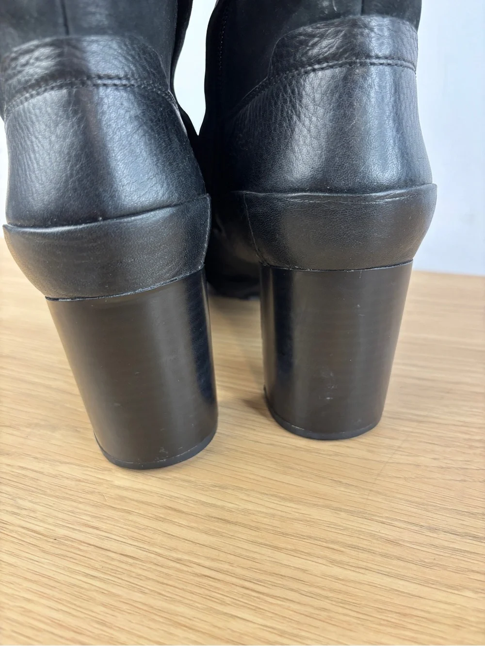 Clarks London Town GTX Black Suede / Leather Waterproof GORE-TEX Woman’s 9
